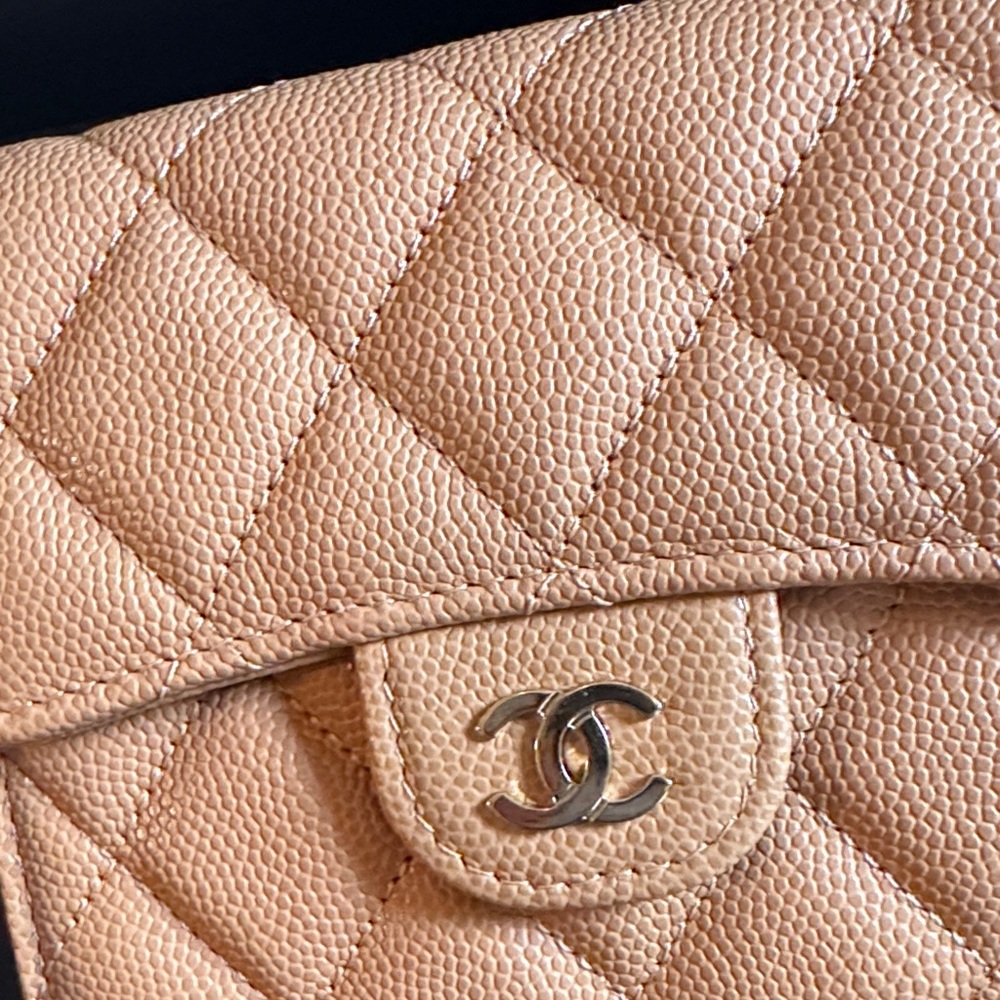CHANEL Quilted Card & Key Wallet in Camel Tan with Gold CC - Picture 2 of 12